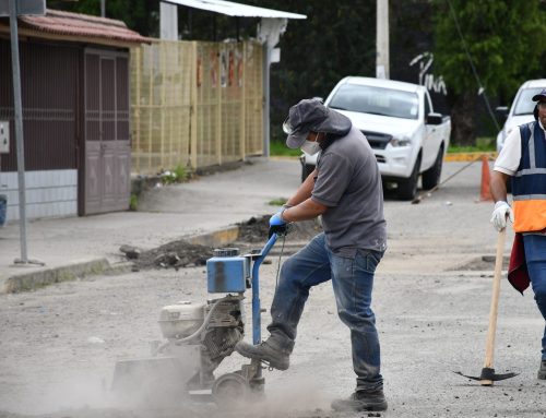 Trabajamos por una vía más segura para todos 🙌 Paute Avanza